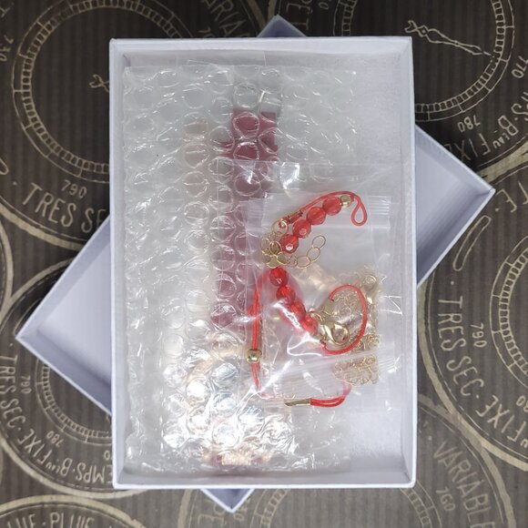 NWOT | 6pc | Quartz Floral Petal Watch & Bracelet Set - Picture 4 of 6